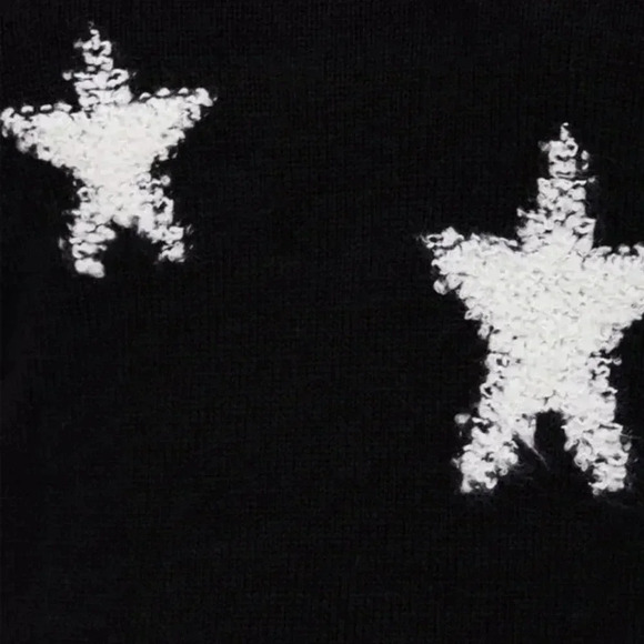 Torrid Black/White Scoop Neck Star Print Pullover Sweater 00 - Picture 5 of 8